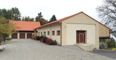Kaletech-Zentrum für industriellen Klebstoffauftrag