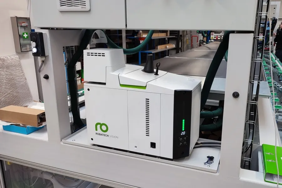 Automatisches Kleben von Verpackungen für das Unternehmen Bematech