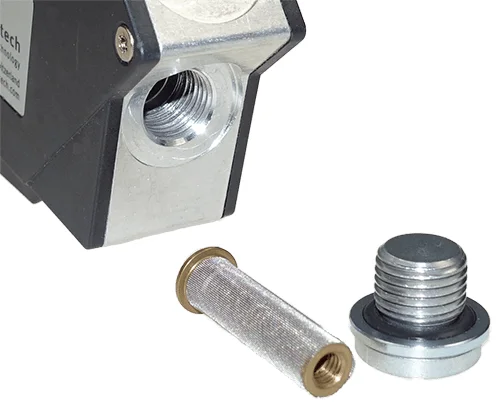 Detail of the replaceable filter and nozzle plug on the AX Diamond jetting head