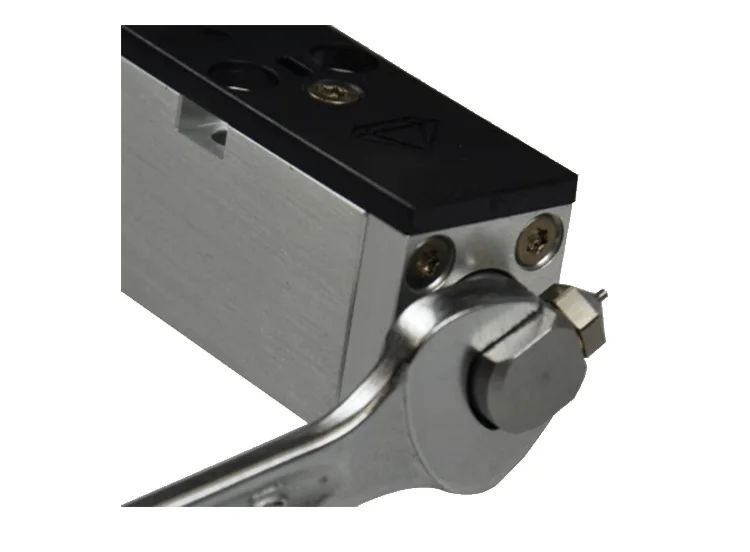 Converting the AX Diamond nozzle to 90° application with a single spanner